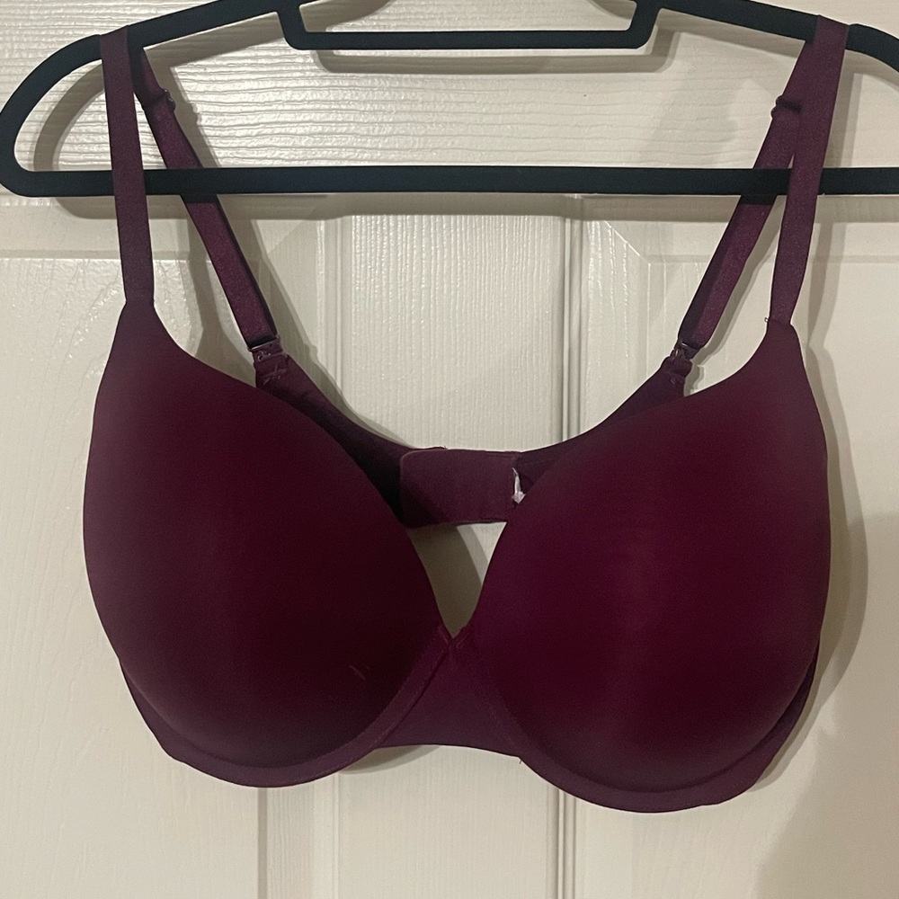 Victorias Secret, see other listings.  36DD or DDD Excellent Condition. Maroon